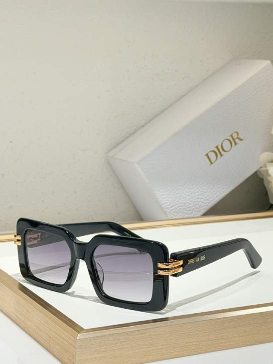 Picture of Dior Sunglasses _SKUfw80236104fw